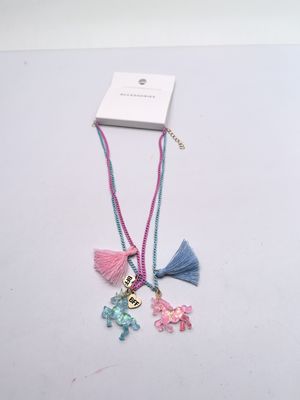 Pulseira de Cavalinhos Pequenos com Efeito Tassel para crianças