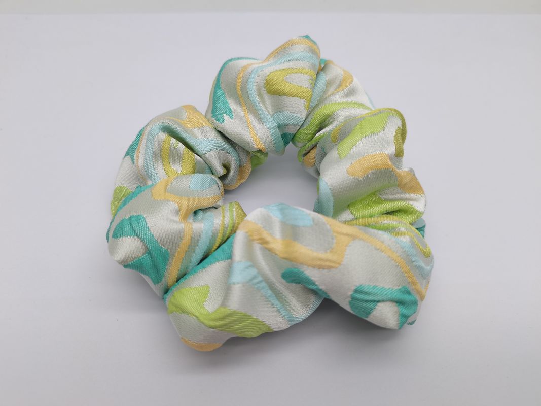 Chic e Diversas Cores Tecido Scrunchies Cores atraentes Estilo de moda